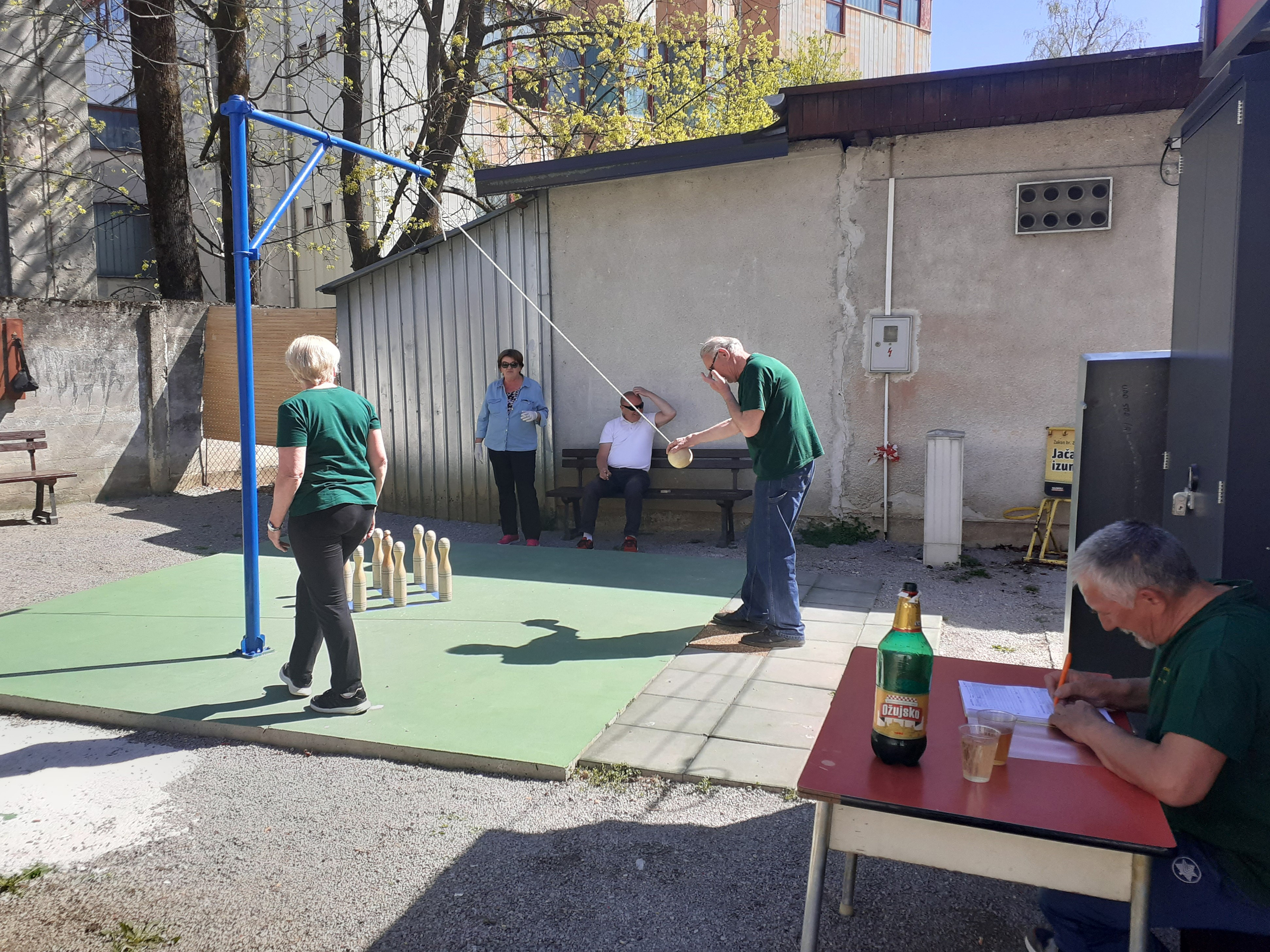 57. viseća 2-6